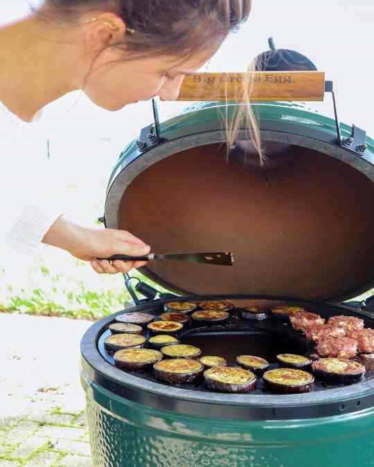 Arteflame Two-Piece Flat-Top Kit — Fits Big Green Egg® Charcoal Grills (Griddle Ring + Center Grill Grate) - Phoenix Fire Art Store