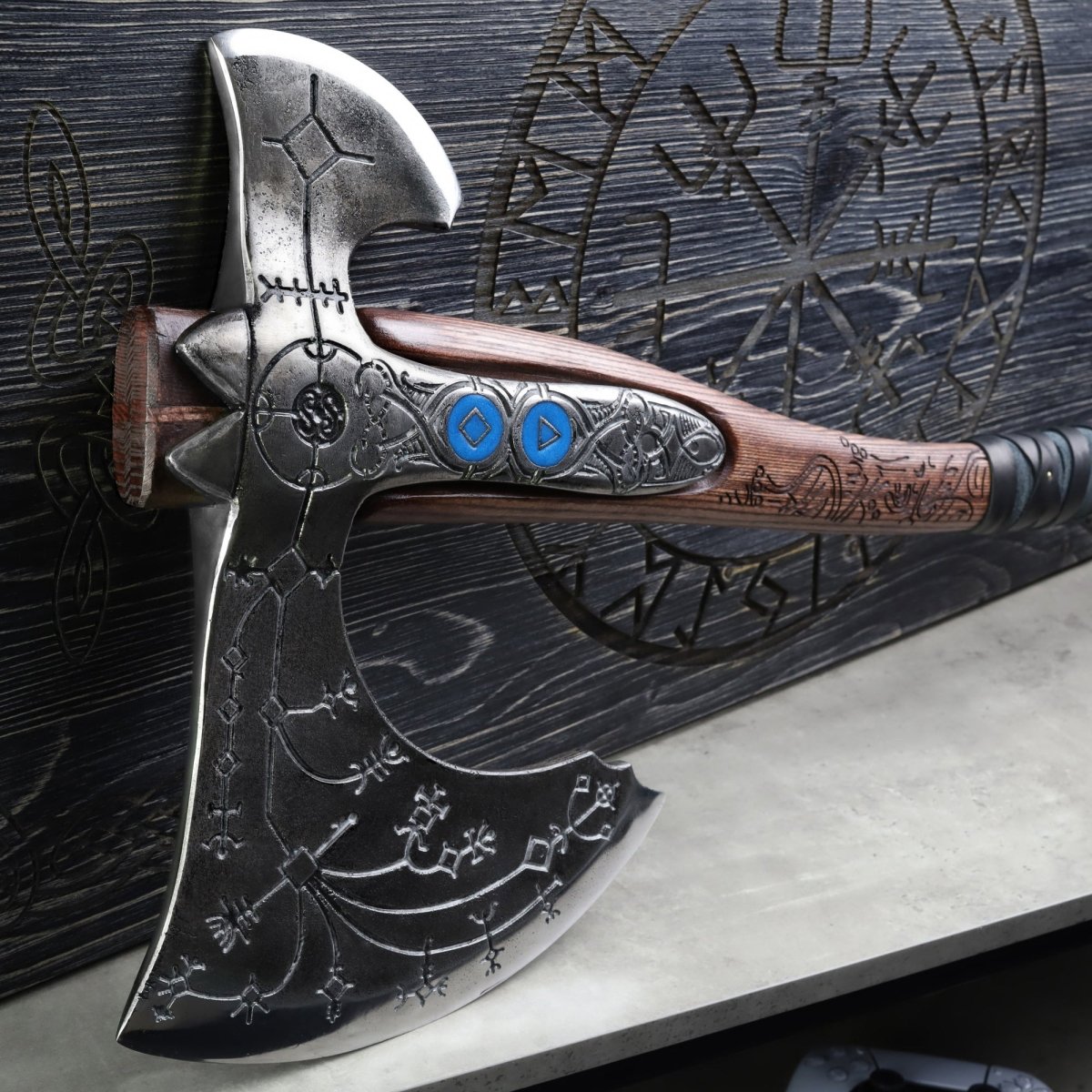 Hand-forged "Ragnarok Kratos axe" with carved handle and Glow-in-the-Dark Runes