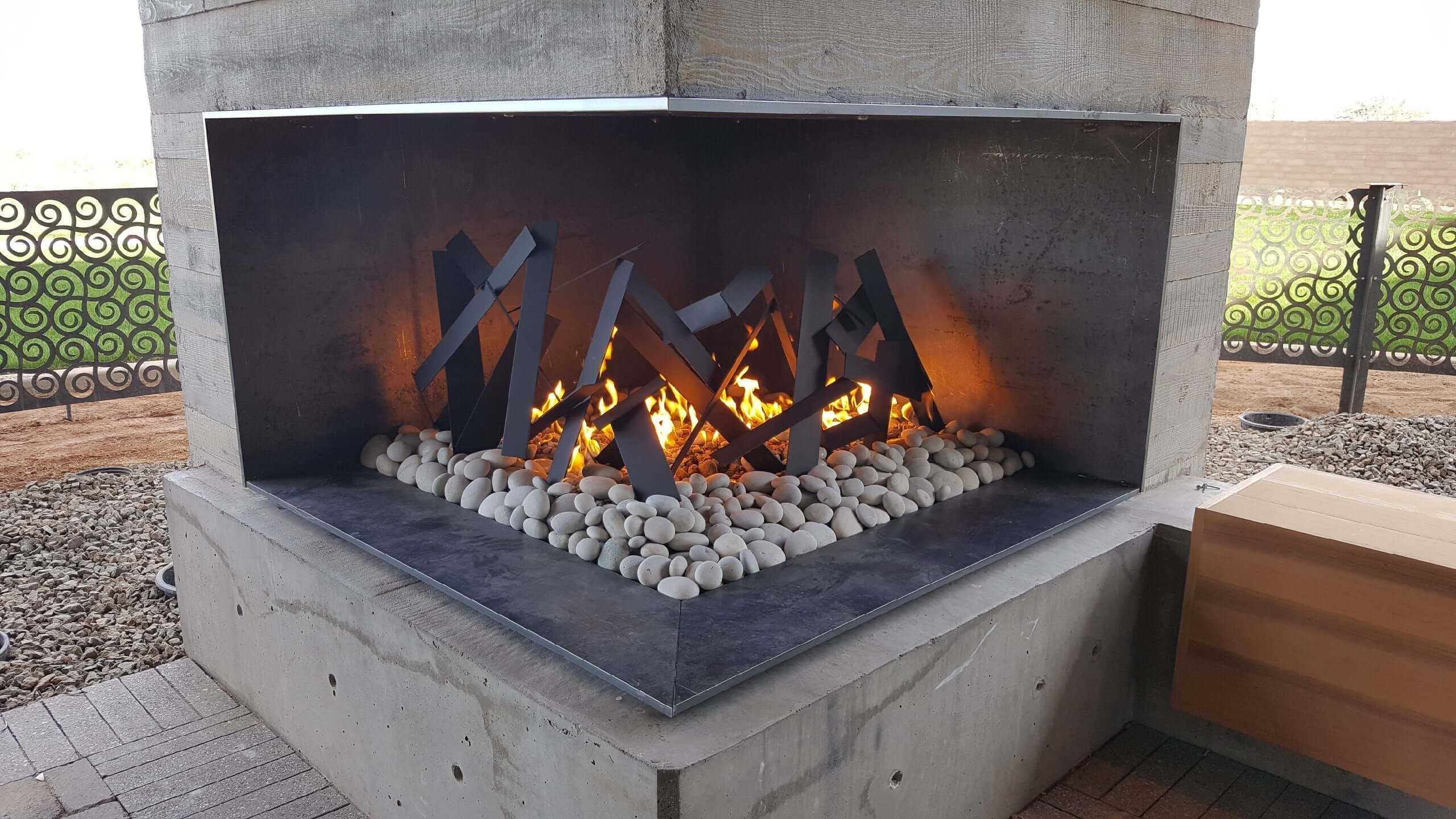 Styling Your Outdoor Fire Feature: Eric Tolbert Designed Abstract 2-Sided Flat Bars at Needle Rock Patio Dining