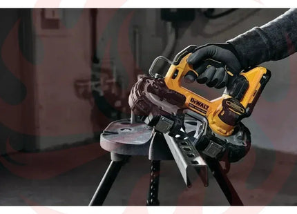 DEWALT 20V Cordless Bandsaw | ATOMIC 1-3/4 in Compact