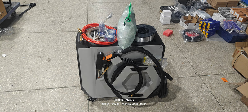 800-1500W 3-in-1 Fiber Laser Welding Machine - Air Cooled Metal Welder with Cutting & Cleaning