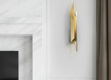 Gold Art Deco Wall Lamp - Quadrilateral Metallic Sconce Decorbites