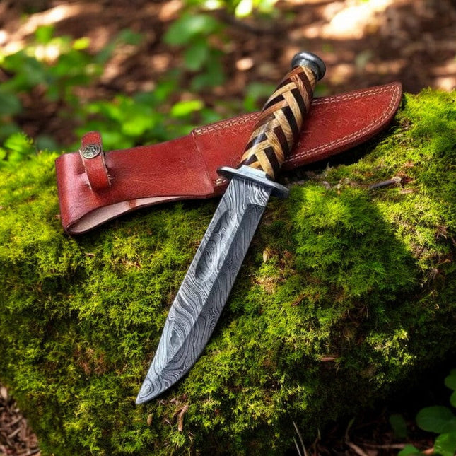 The Apex Predator Combat Hunter Knife – Precision for the Outdoors