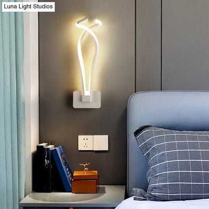 Art Deco LED Wall Sconce - Twisting Metal Bedroom Light Decorbites
