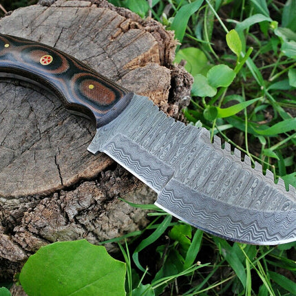 Knife from the Movie The Hunted – 10" Damascus Steel with Micarta Handle