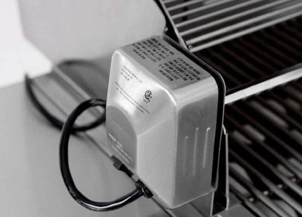 Summerset Sizzler Built-In Propane Gas Grill [SIZ26/32/38] (SAK71502) SAKSBY WHOLESALE