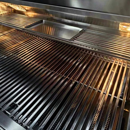 TrueFlame Built-In Stainless Steel Freestanding Gas Grills With Deluxe Cart [TF25/32/40] (SAK76845) SAKSBY WHOLESALE